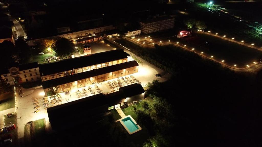 Agriturismo Pizzavacca Villanova sull'Arda Экстерьер фото