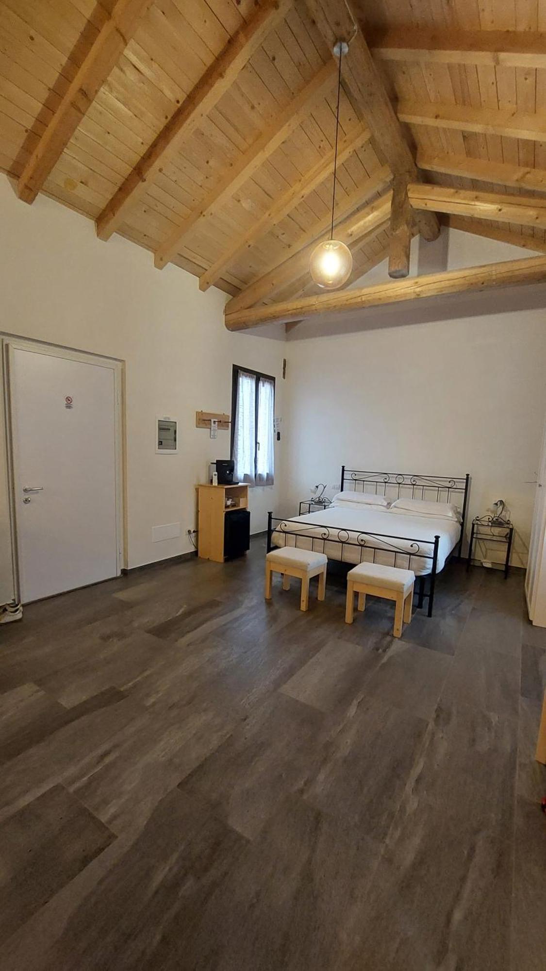 Agriturismo Pizzavacca Villanova sull'Arda Экстерьер фото