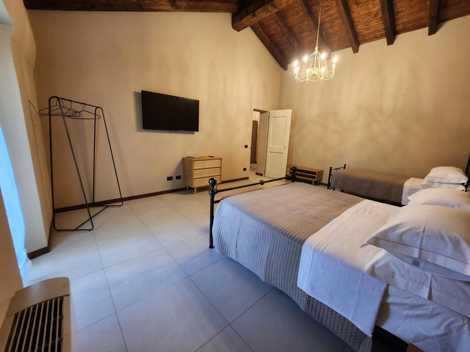 Agriturismo Pizzavacca Villanova sull'Arda Экстерьер фото