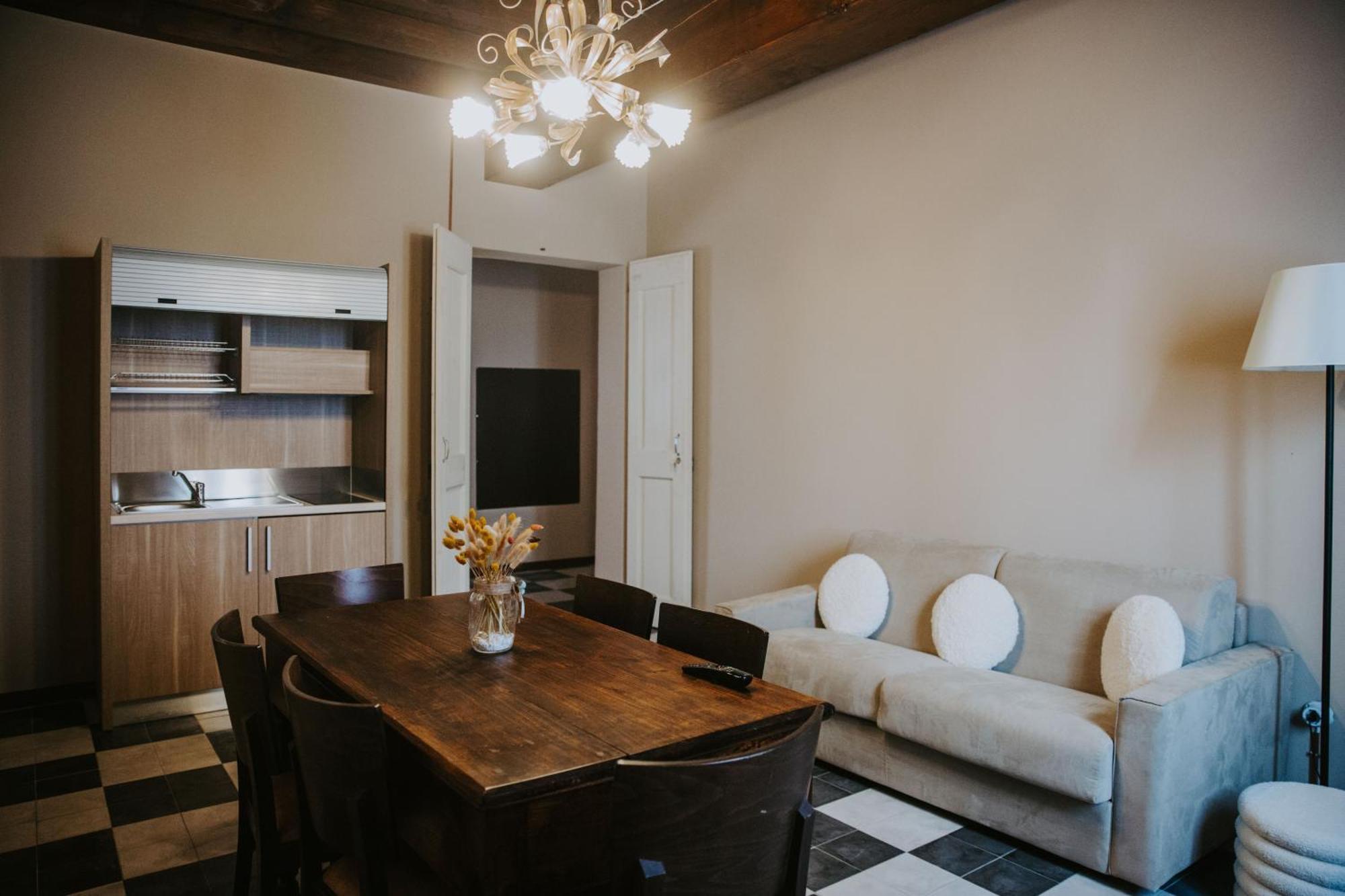 Agriturismo Pizzavacca Villanova sull'Arda Экстерьер фото